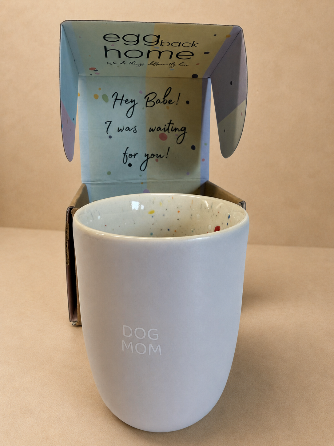 Egg Back Home Dog Mom Mok – Lila