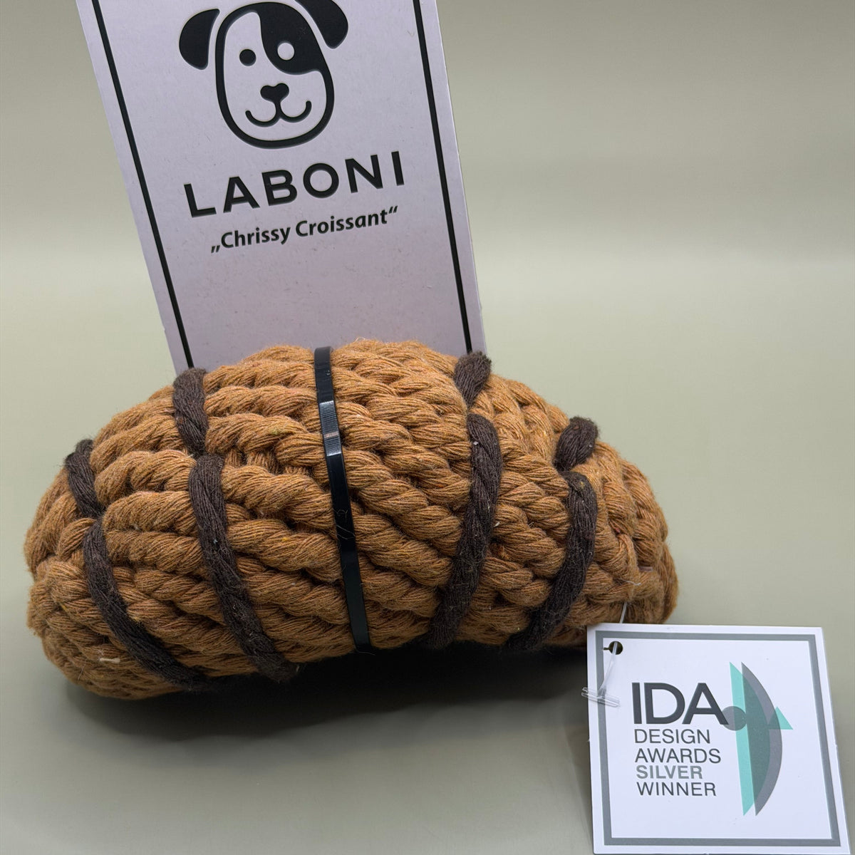 LABONI Chrissy Croissant – Touwspeelgoed in Croissantvorm – Bruin