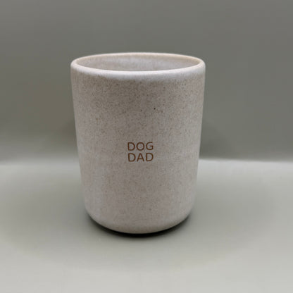 Egg Back Home Dune Dog Dad – Beige Steengoed Mok – 280 ml