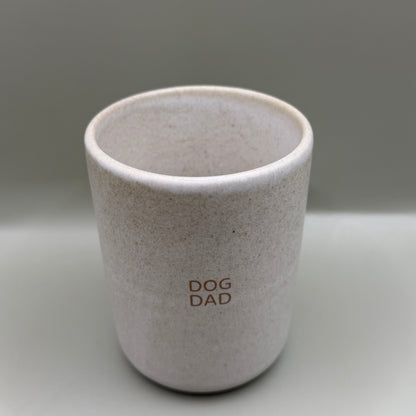 Egg Back Home Dune Dog Dad – Beige Steengoed Mok – 280 ml