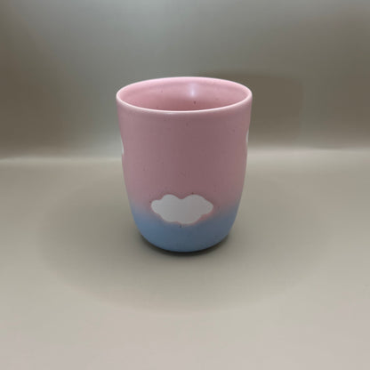 Egg Back Home Dog Mom – Roze-Blauwe Beker met Wolken – 220 ml